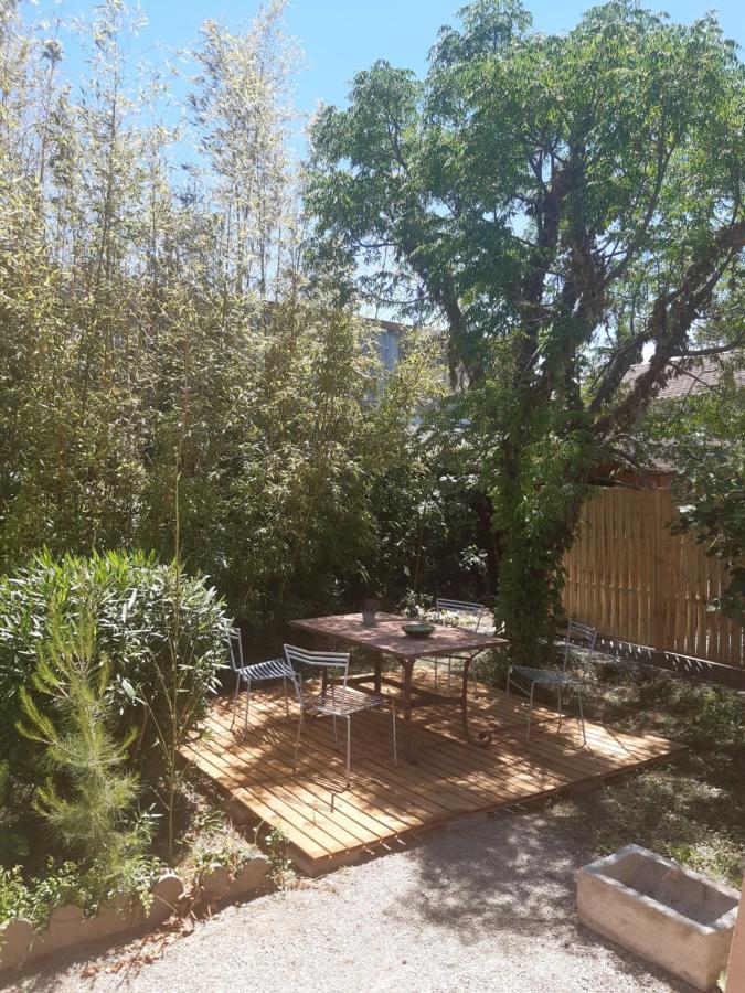Villa " Les Bambous " , Jardin , Terrasse , Climatisation , Wifi , Parking Avignon Exteriör bild